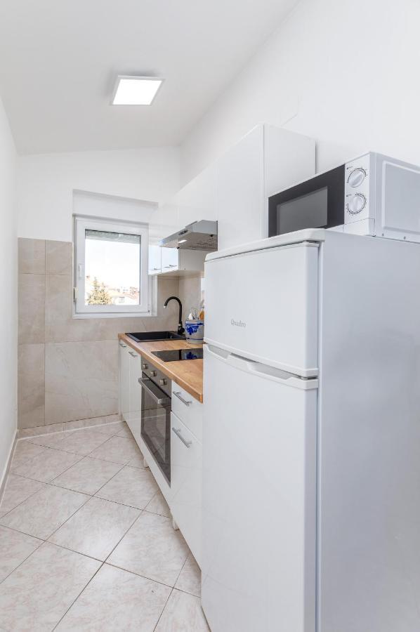Apartmani Magdalena Pula Exterior photo